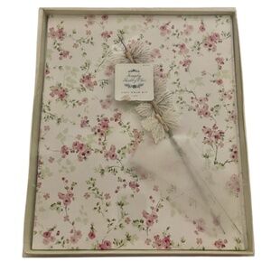 Simply Shabby Chic Gift Wrap Kit by Rachel Ashwell New In Box